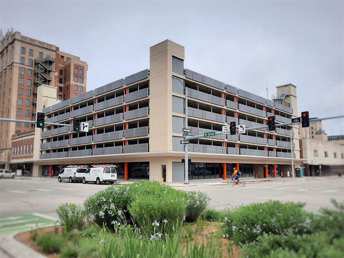Eagle Garage