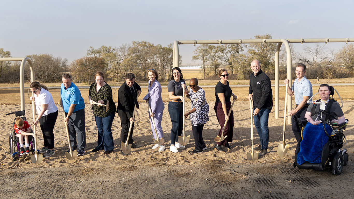Mahoney-Park-Groundbreaking.jpg