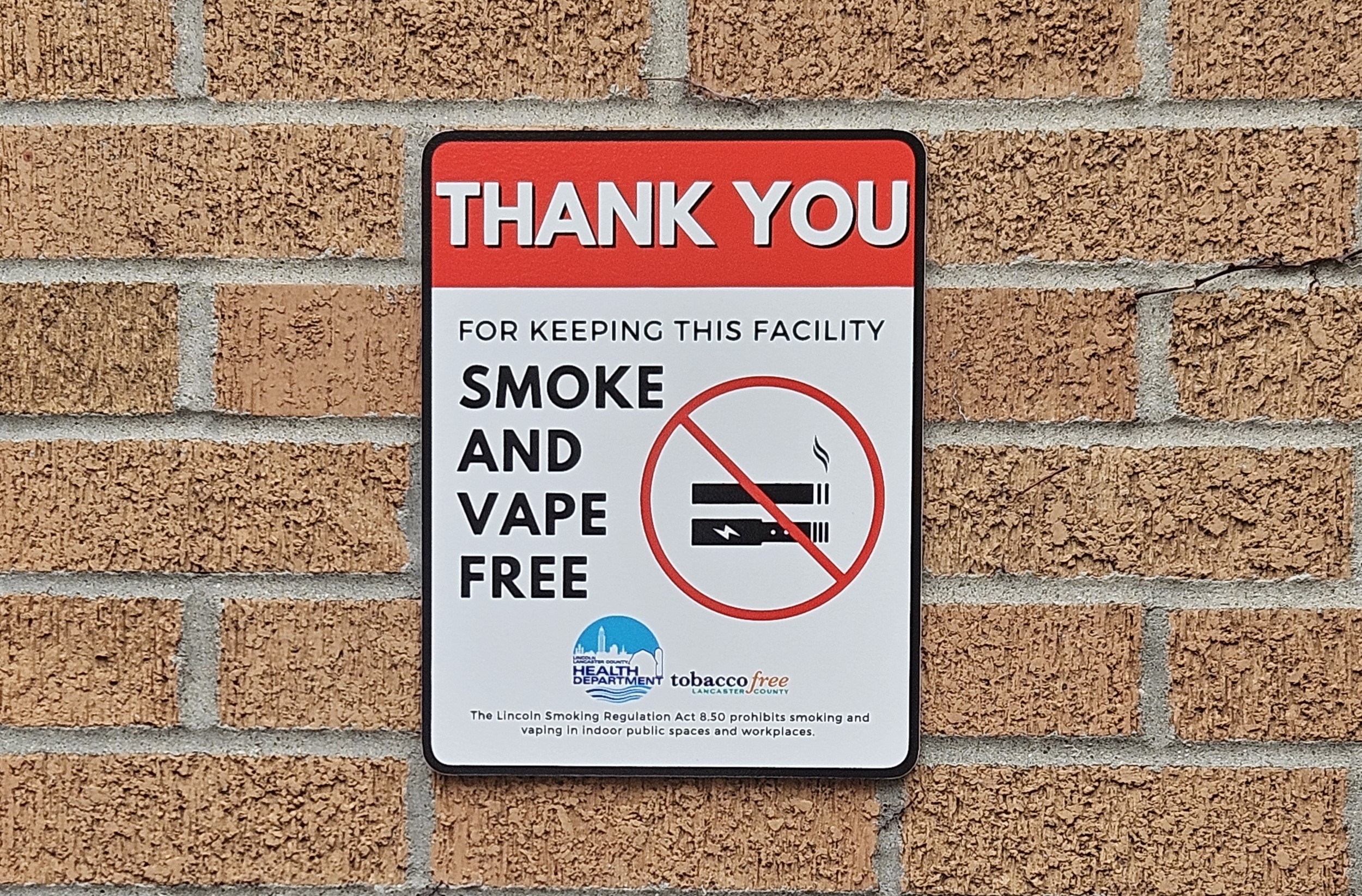 SmokeVapeFreeSign.jpg