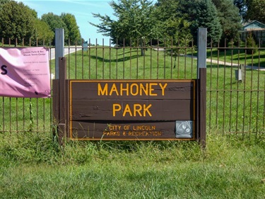 LPR-PARK-MAHsign.jpg