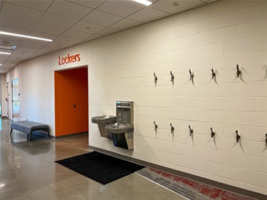 Hallway towards wellness rooms