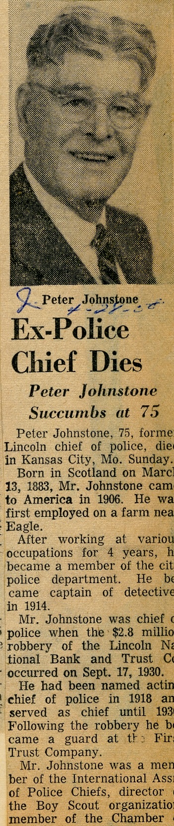 Newspaper clipping with headling 'Ex-Police Chief Dies'