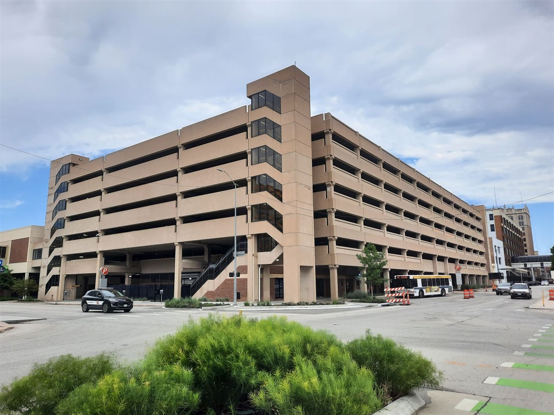 Center Park Garage